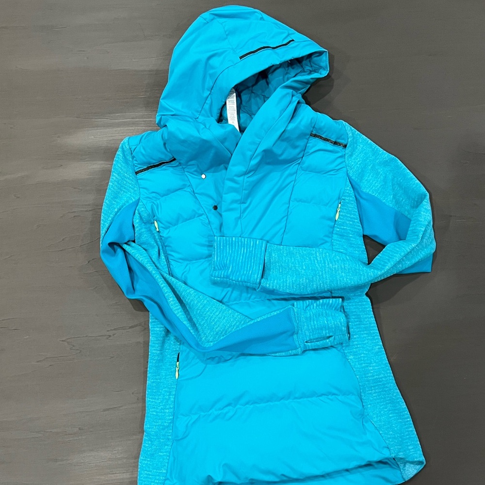 Lululemon Down Active Jacket Size 4 - image 3